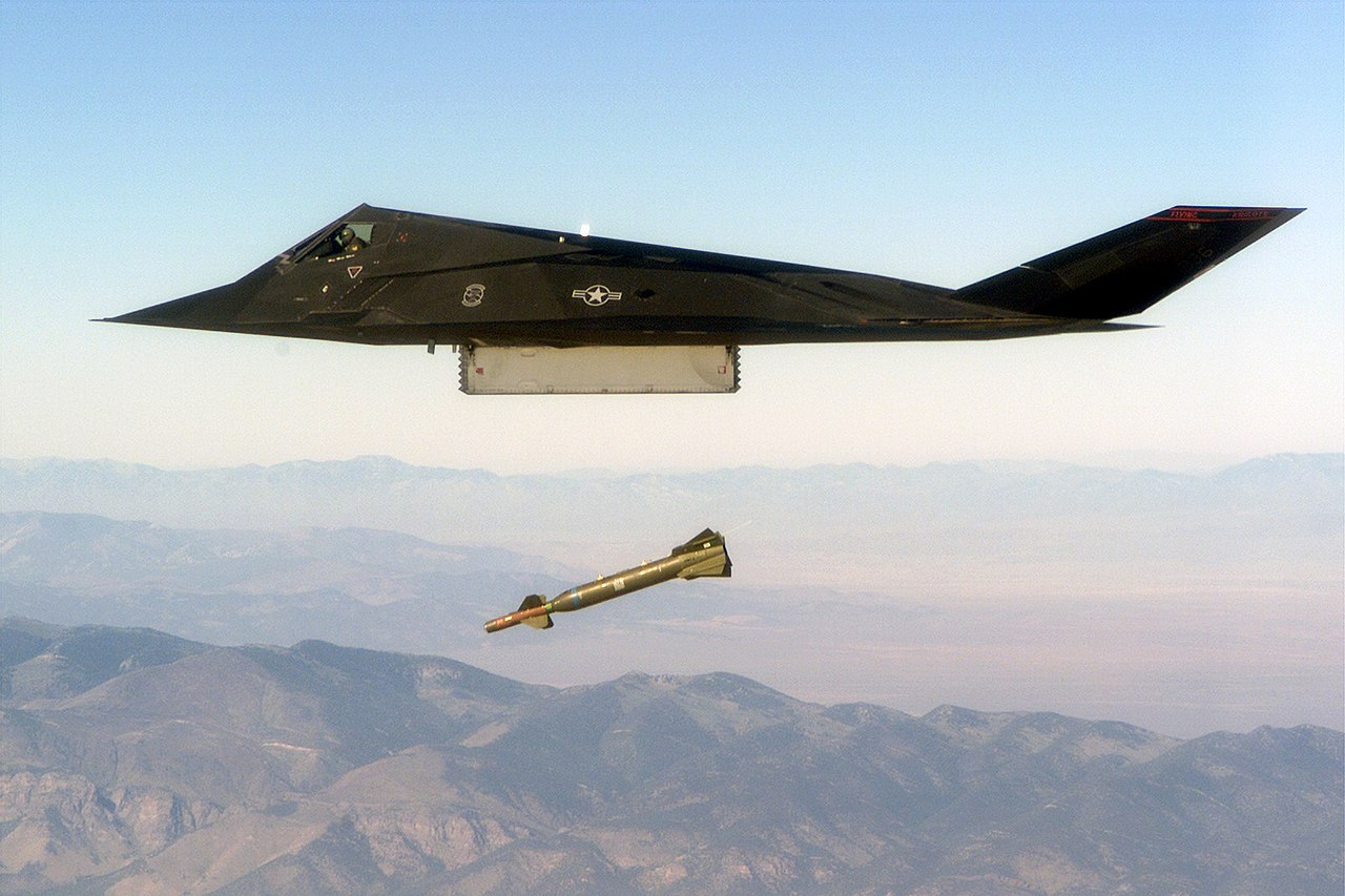 Lockheed F-117 Nighthawk